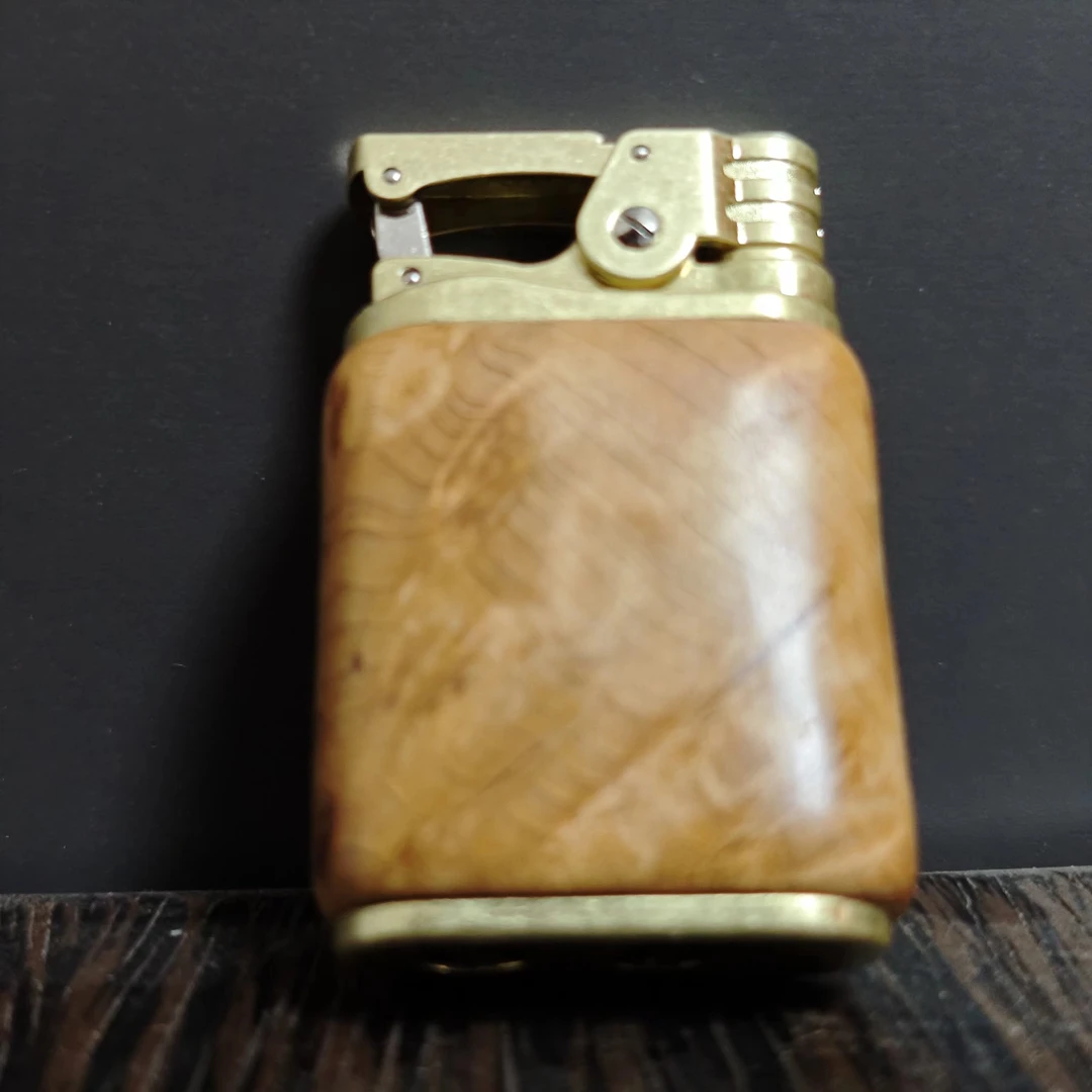 H 金虹崖柏 煤油打火机