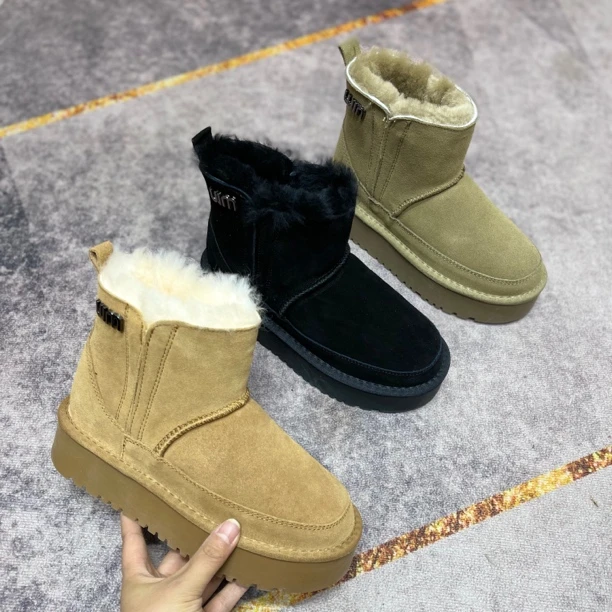 3086冬季新款纯牛皮加厚羊毛雪地靴简约厚底防滑松紧鞋口时尚百搭
