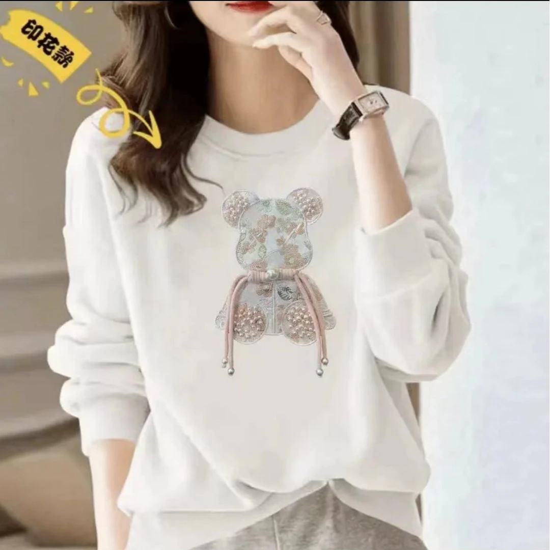 2024新款流行珍珠熊印花卫衣时尚百搭圆领休闲减龄