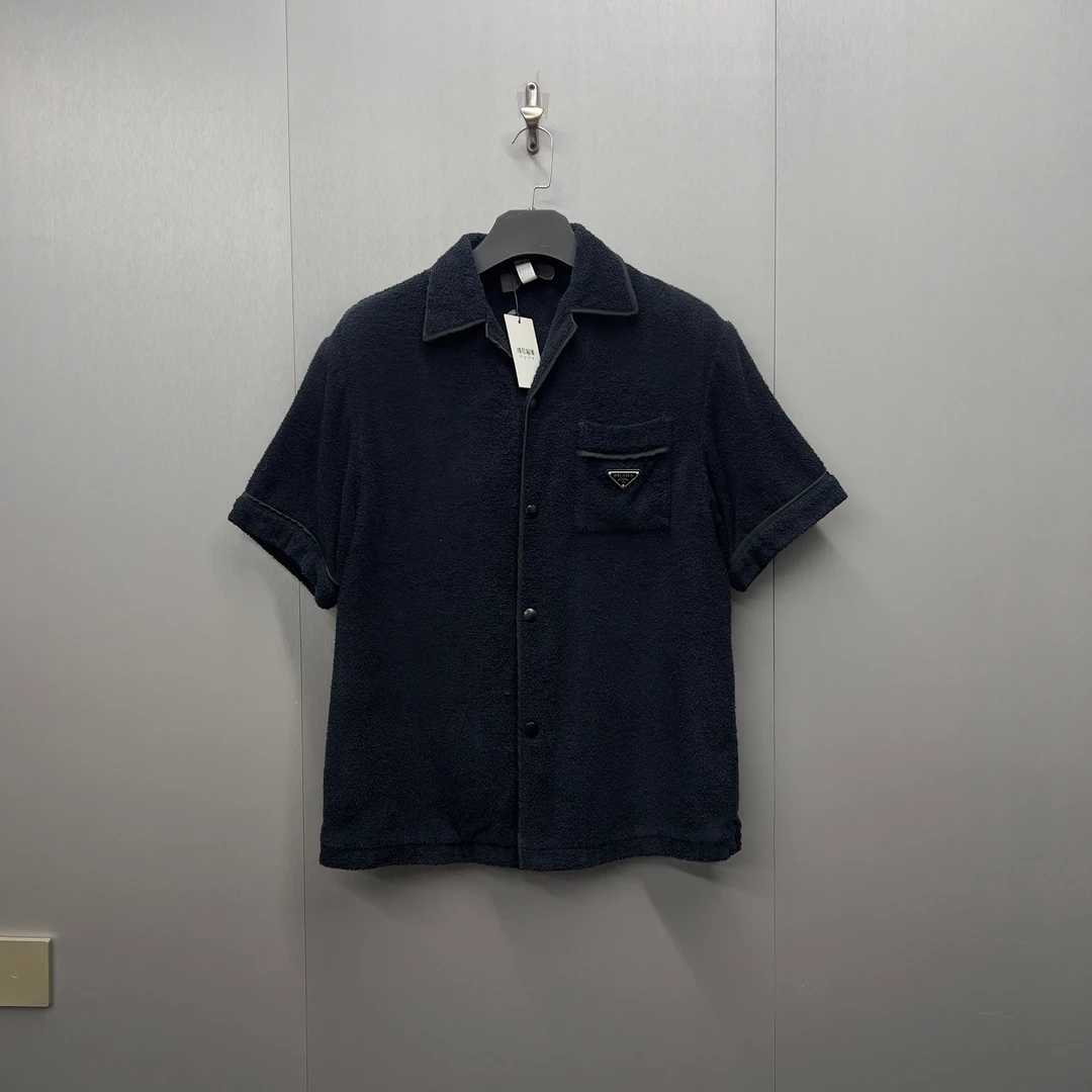 99新/Prada普拉达三角标Logo毛巾短袖衬衫/08134/M码/发售价9100