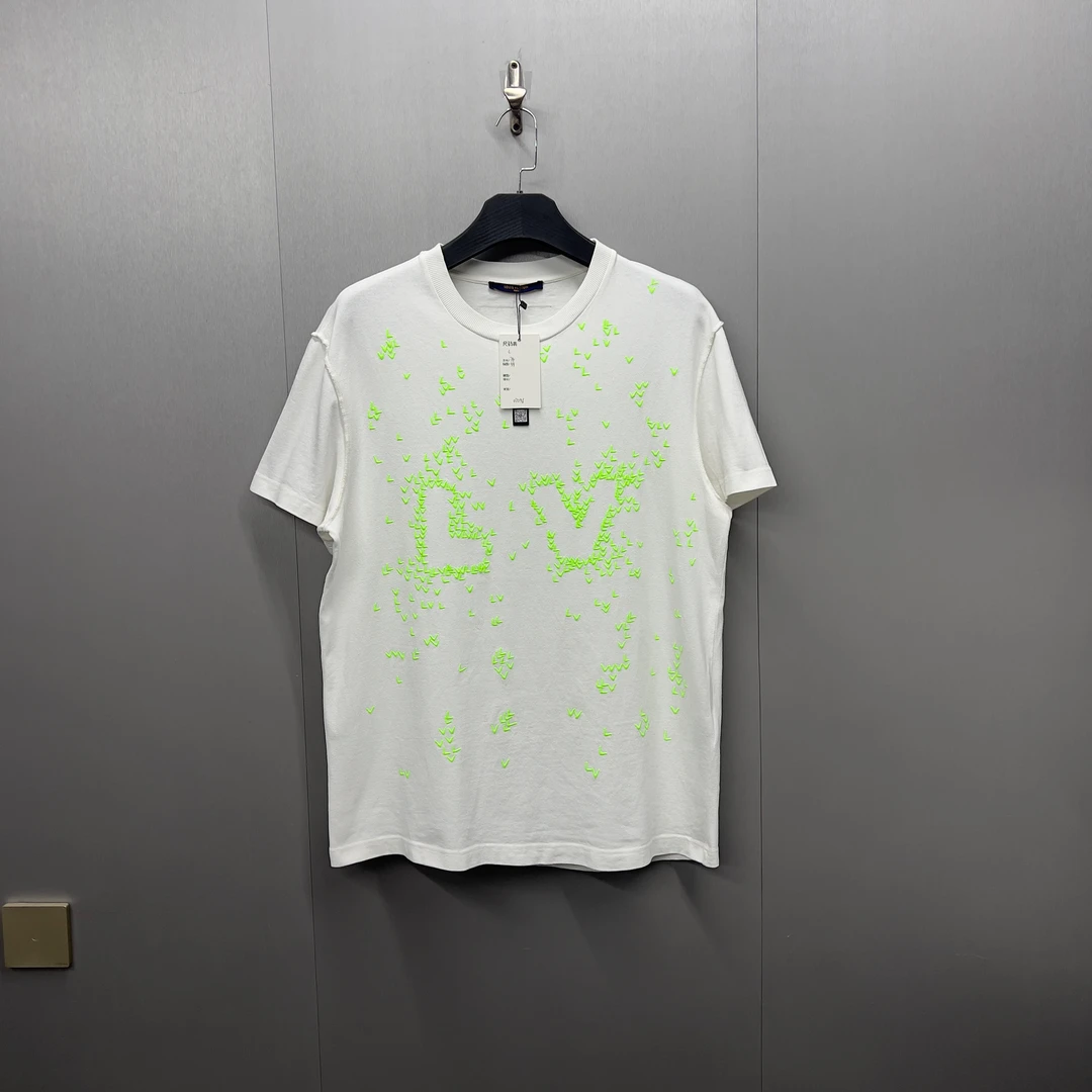 99新/Lv Louis Vuitton刺绣Logo飞机短袖/L码/干洗处理/07296