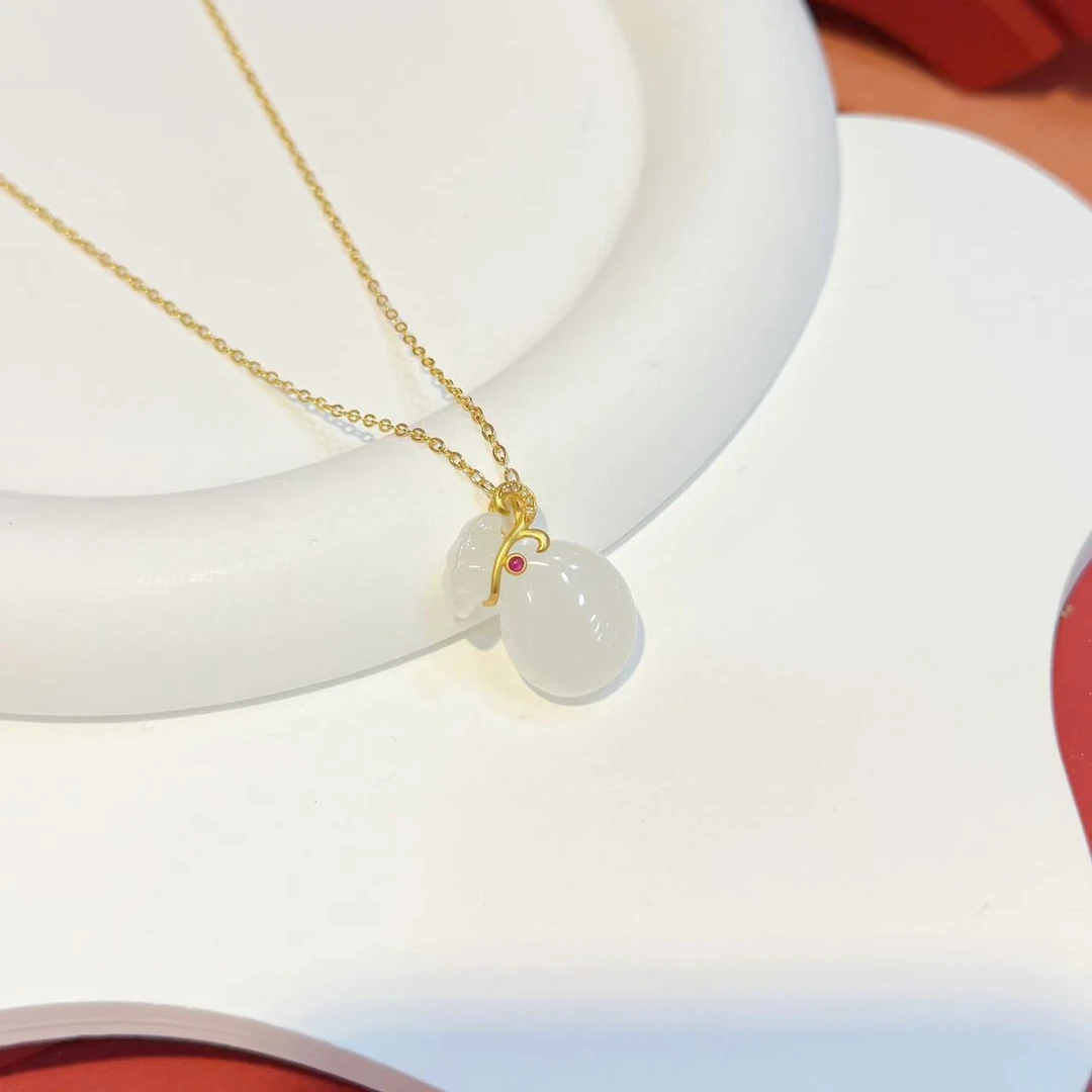 18K金20*13*7.7mm高货白玉钱袋HNZ8814