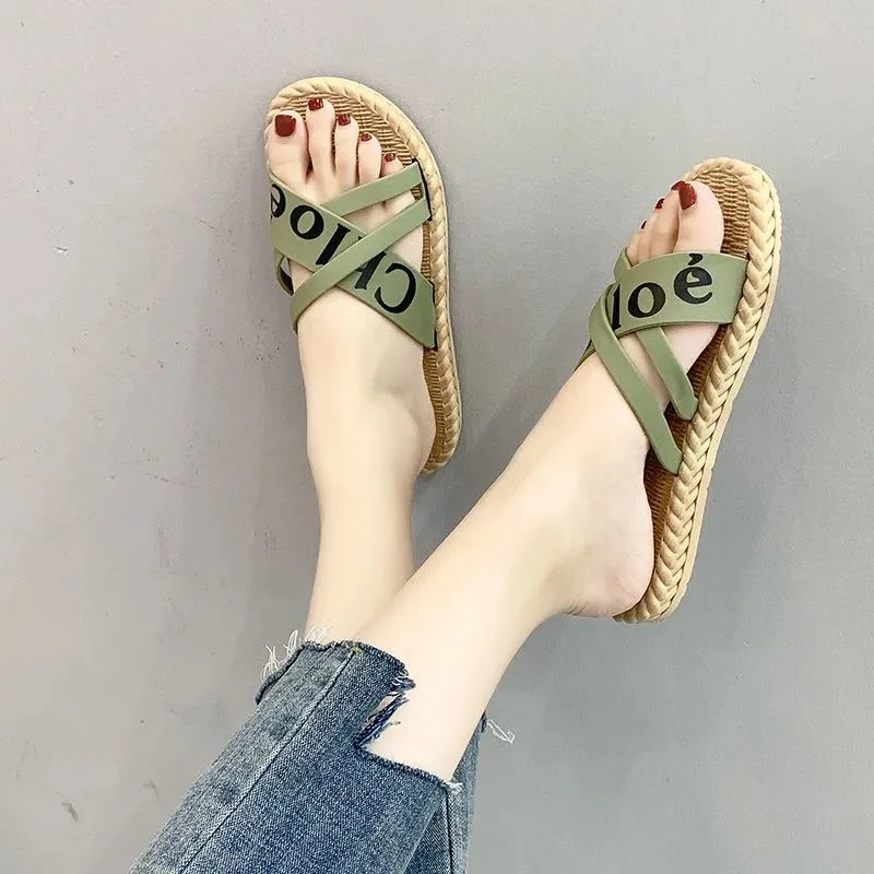 夏季凉鞋拖鞋新款女夏外穿时尚百搭韩版熊底沙滩网红厚底凉拖女士