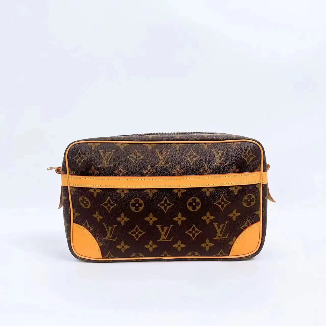 95新 LouisVuitton/路易威登 丫头/LV/26相机/斜挎包/植鞣革换新