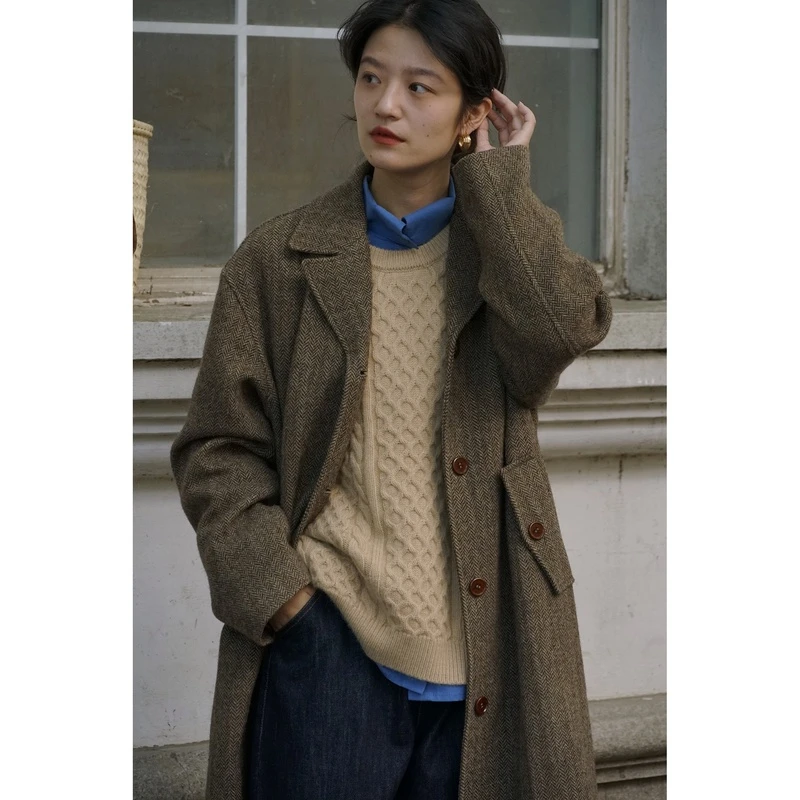 GUOE/海边的卡夫卡 纯绵羊毛 细腻软糯复古显瘦人字纹大衣外套女