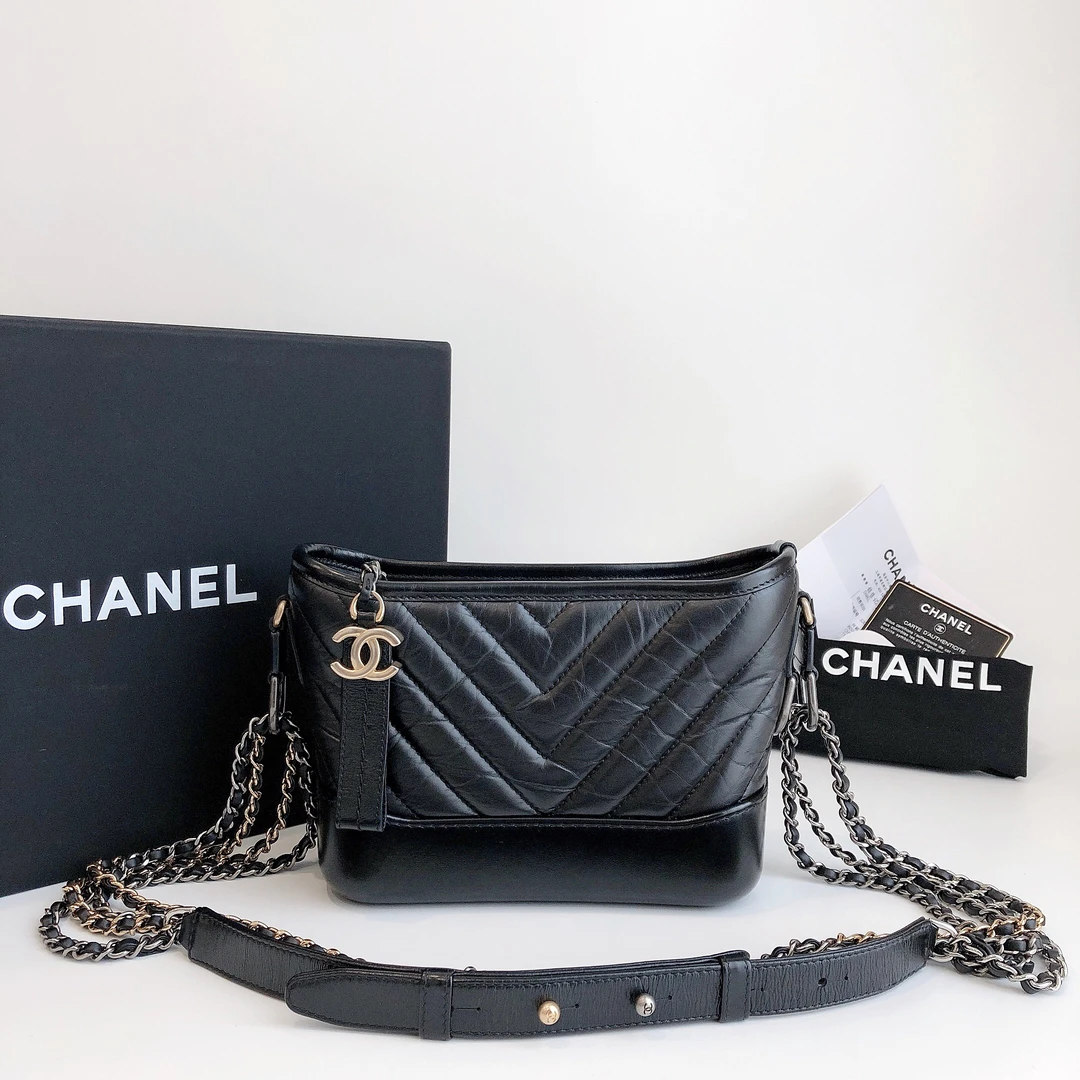 99新 奢之星 CHANEL/香奈儿 黑金 V纹 小号流浪 单肩包