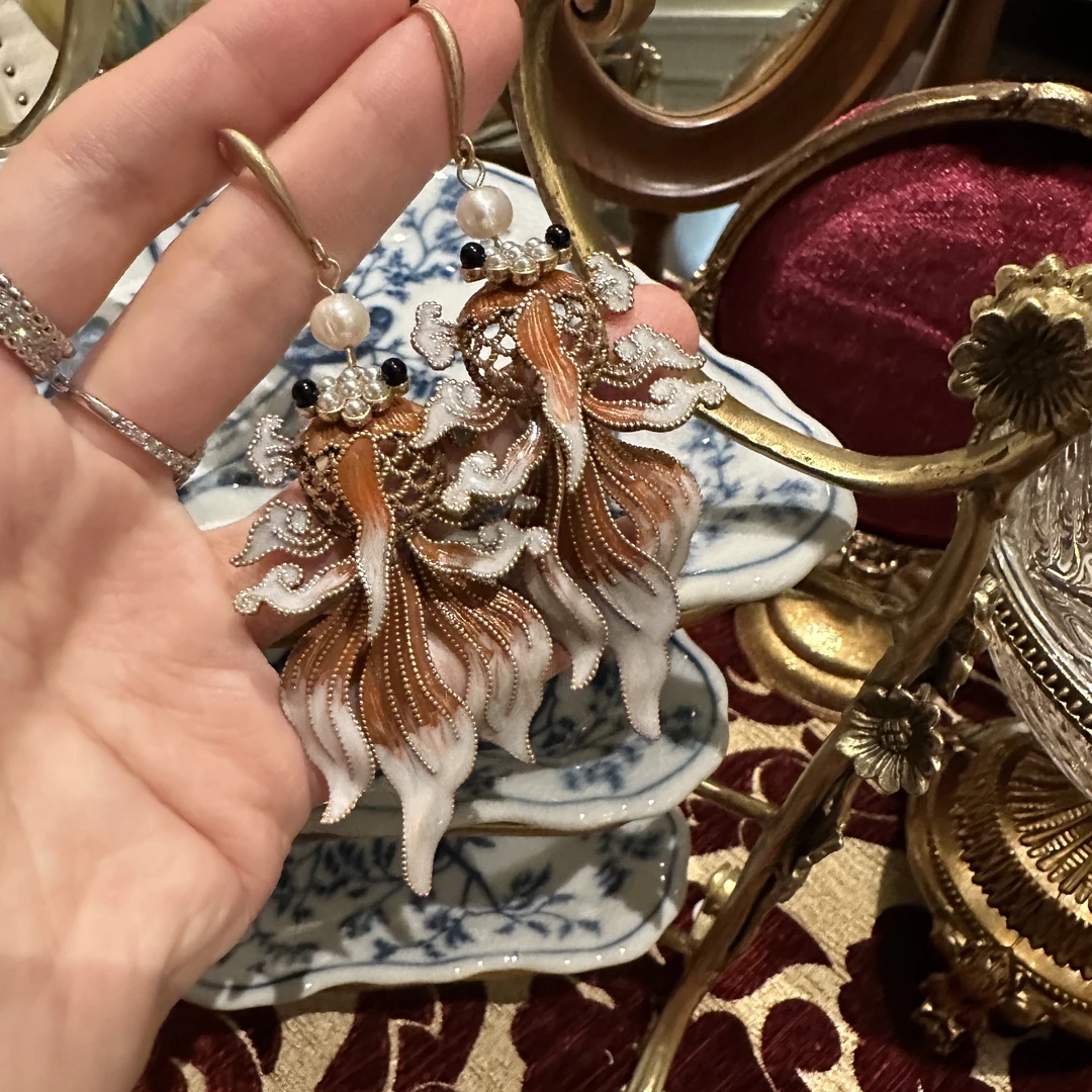 铜合金耳饰 周年珍藏英｜经典原标克拉款CrownFrett 8889