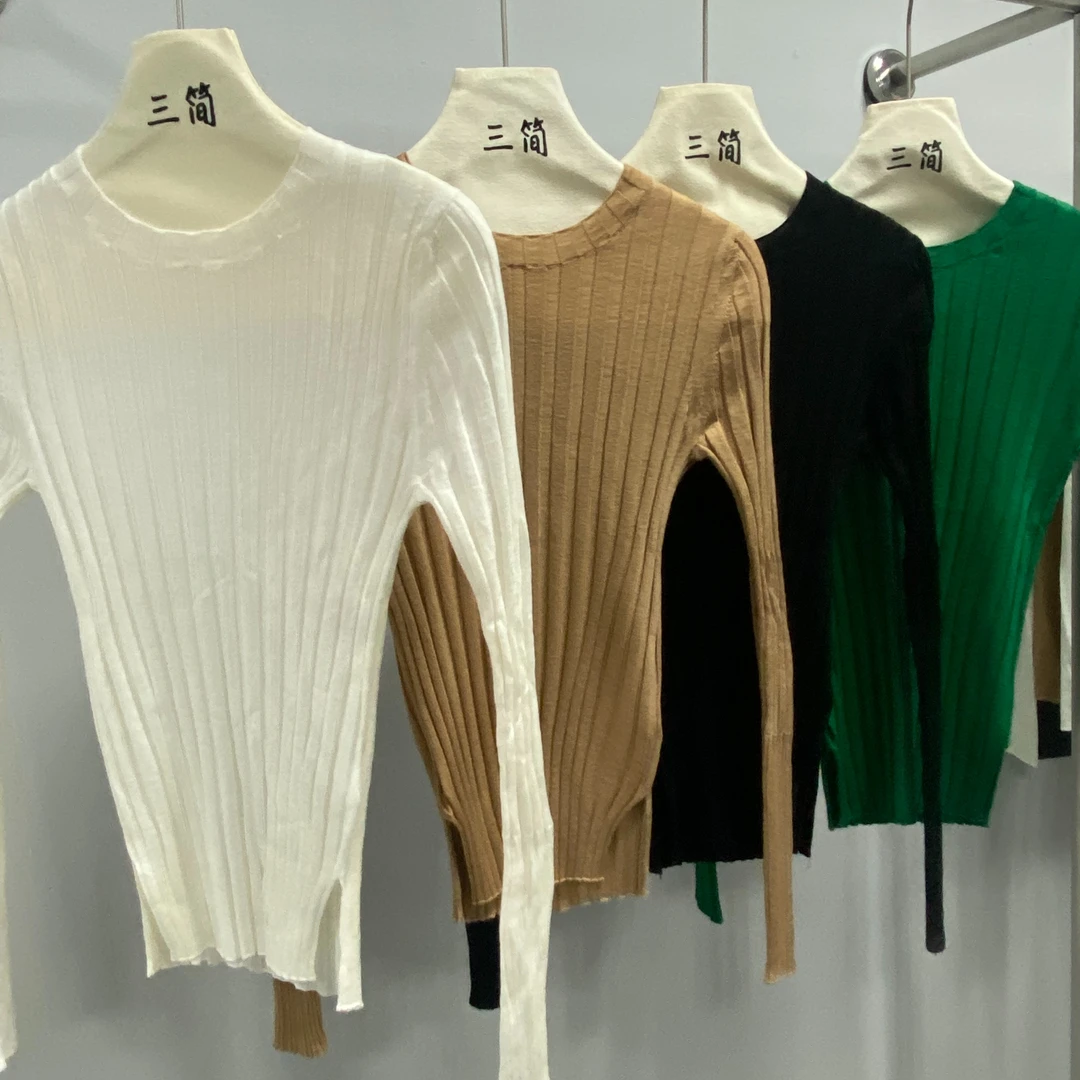 【三简轻奢】2022秋新款宽坑条小圆领针织衫