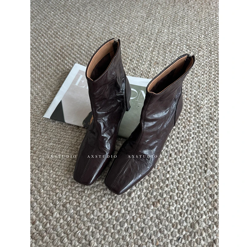 阿昕亮晶晶 千呼万唤 头层羊皮复古小方头加绒高跟短靴AX2551