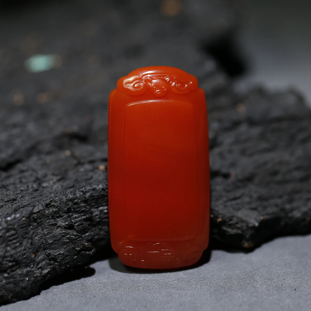 天然精品时尚气质百搭轻奢优质保山原矿南红玛瑙收藏锦红无事牌