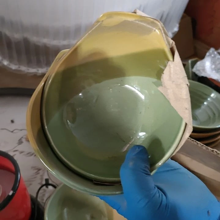 摆件陶瓷盘子碗啥都有