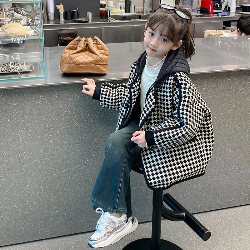 女童夹棉外套秋冬款2023新款冬装女大童小香风儿童装加厚格子冬季