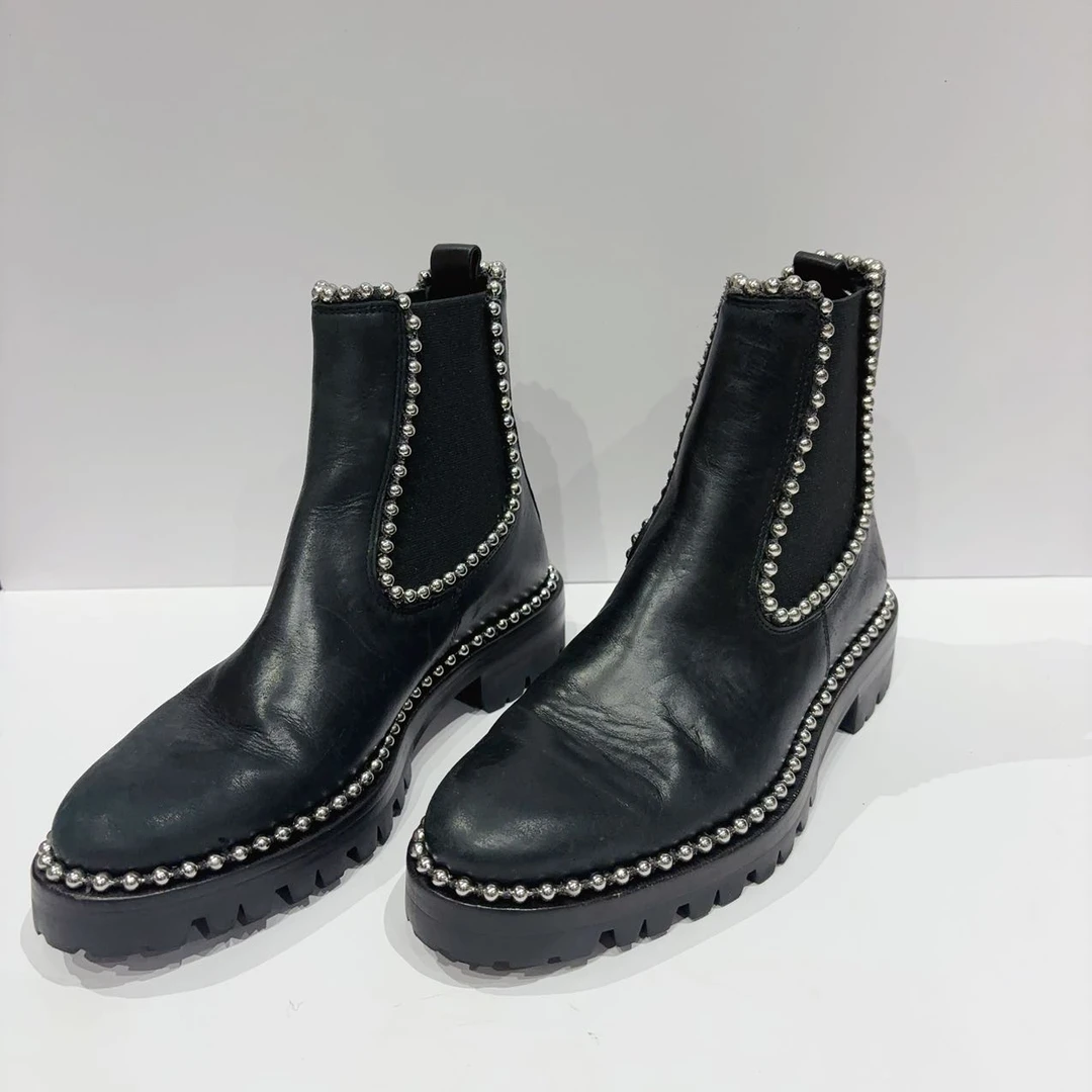 99新 Alexander McQueen/亚历山大·麦昆 大王钢珠切尔西短靴37码
