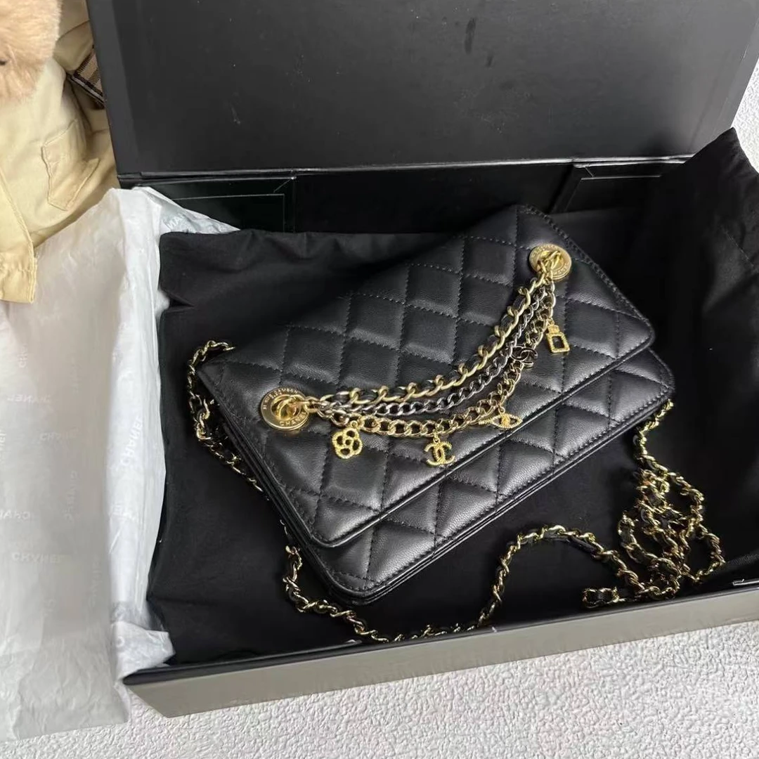 99新 Chanel/香奈儿 专场 蔚蓝/埃及系列 黑金羊woc 链条包 28开