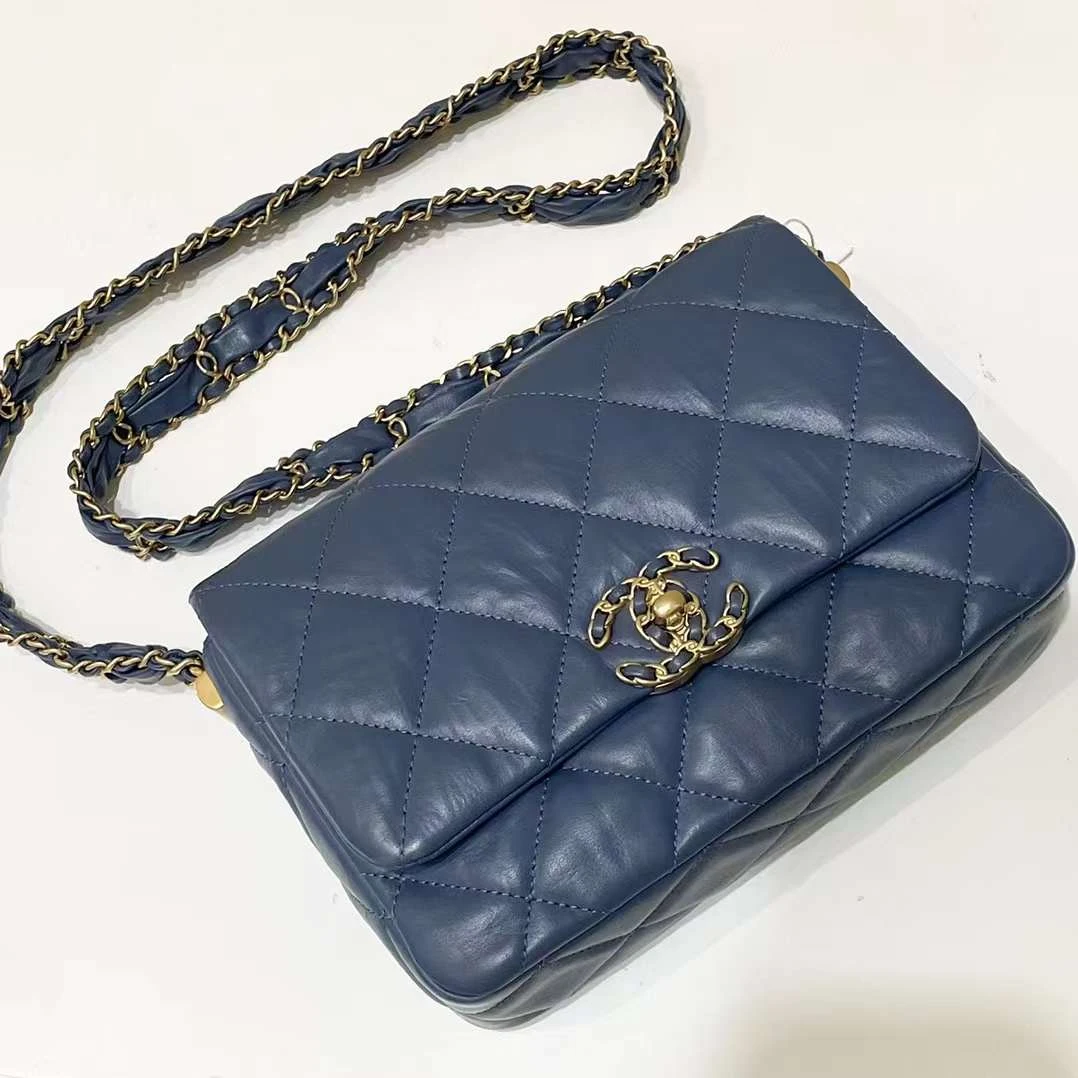 99新 Chanel/香奈儿 蓝总福利中/23K  19系列 雾霾蓝 豆腐包