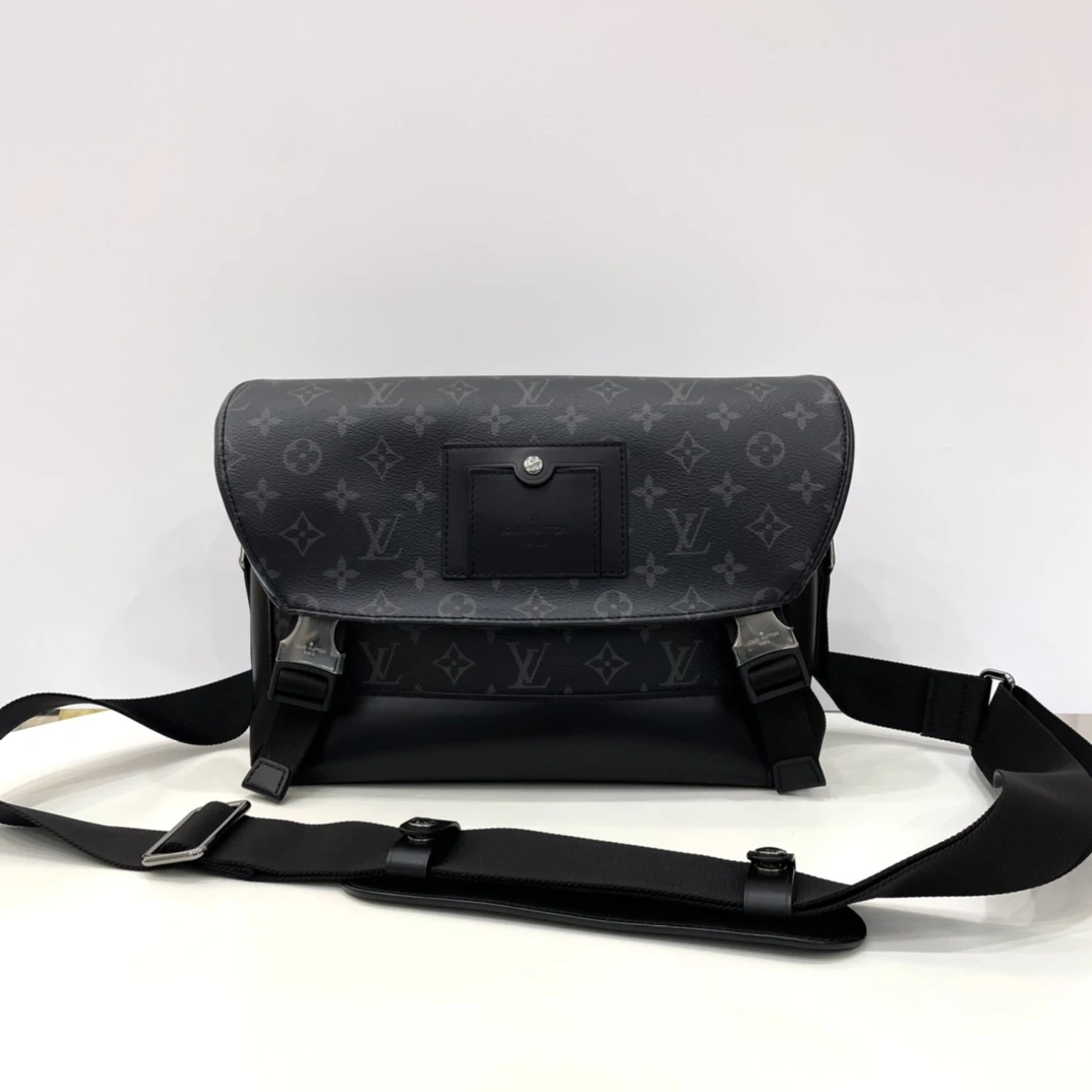 全新未使用 LouisVuitton/路易威登 蔚蓝/黑武士邮差包