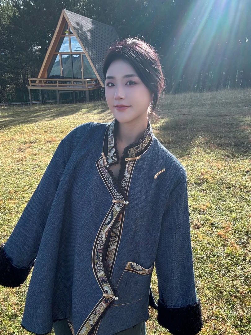 染坊仓「经典不过时」染坊仓男女同款藏服女装冬季情侣款藏式外套