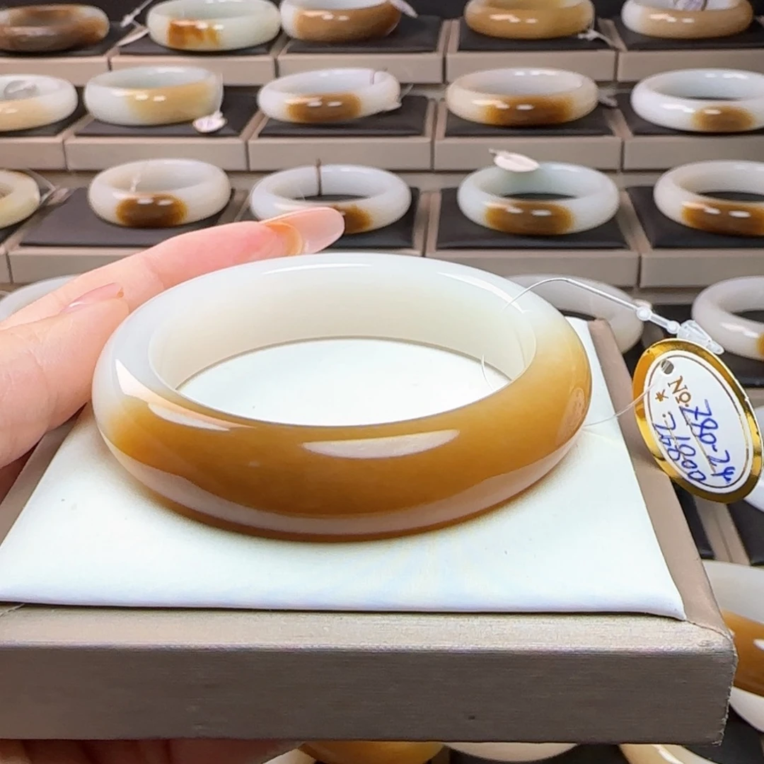 和田玉手镯未镶嵌M****a