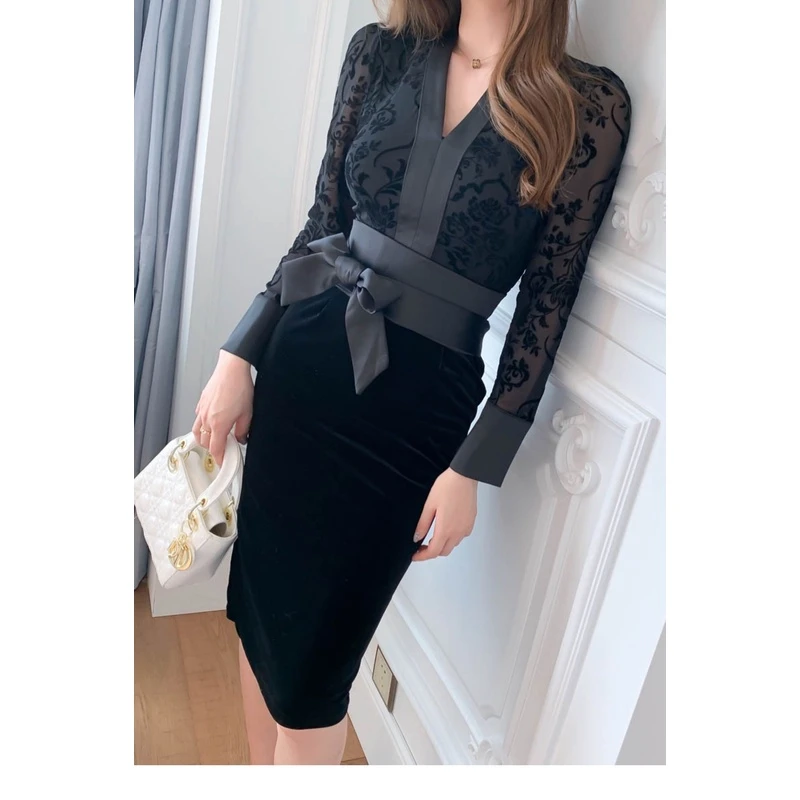 【奥利薇】赫本风轻奢丝绒高级感蕾丝御姐气质系带显瘦性感包臀黑裙