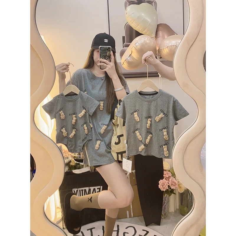 C.CKIDS多个小兔新款印花亲子装一家三口四口装全家装重工T恤卡通