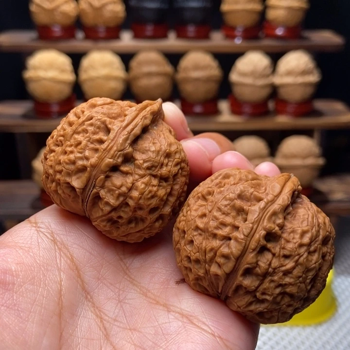 文玩核桃吊坠铁锤24