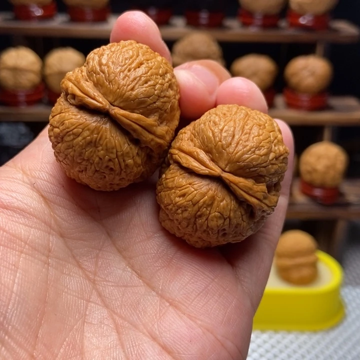 文玩核桃吊坠蚂蚁纹金蟾11