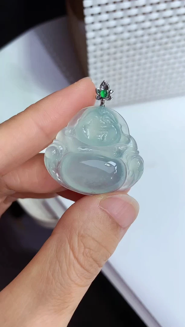 【闪购商品】翡翠颈饰未镶嵌佛公