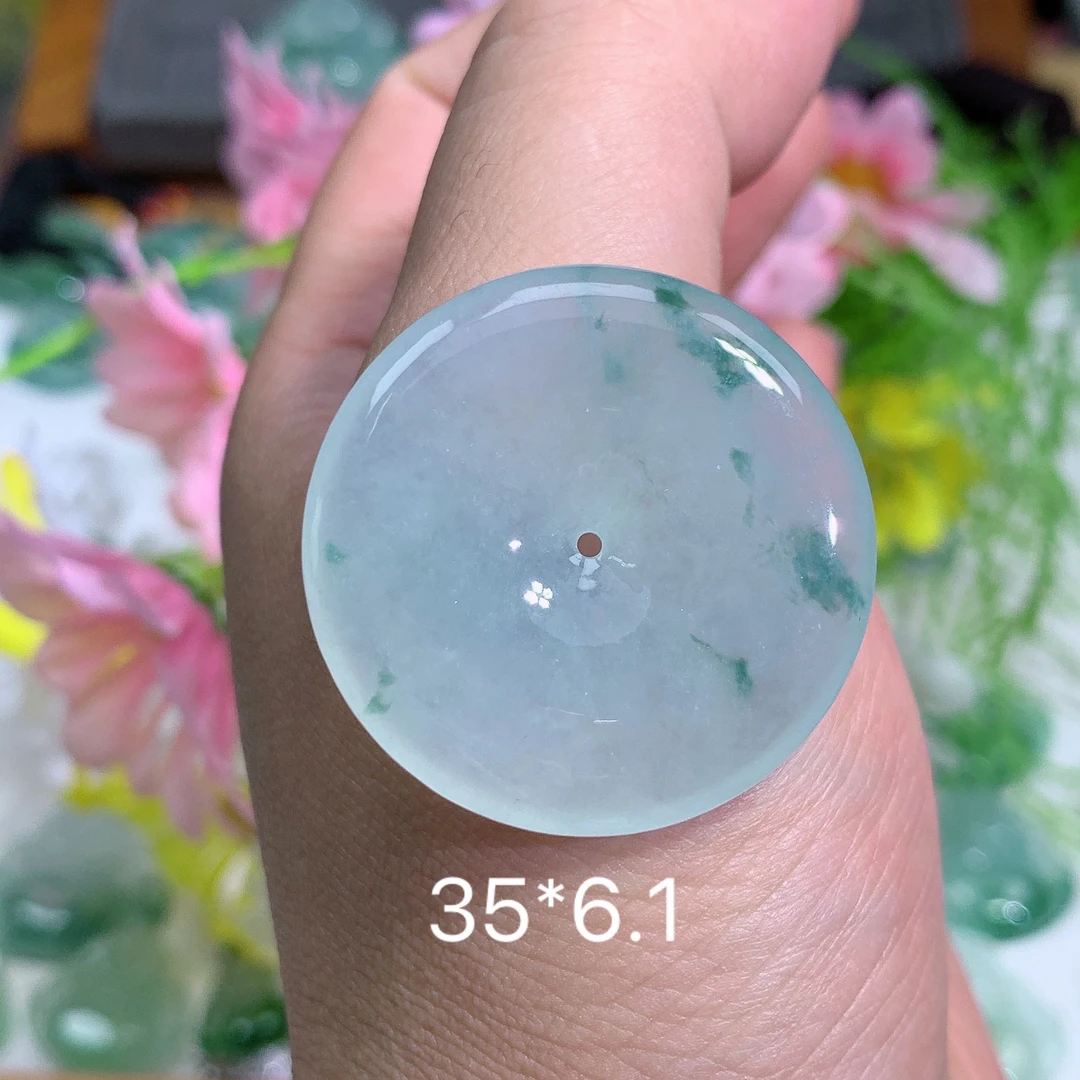 缅甸翡翠A货冰种飘花平安扣O吊坠挂件雕刻精致百搭水润精美冰润气