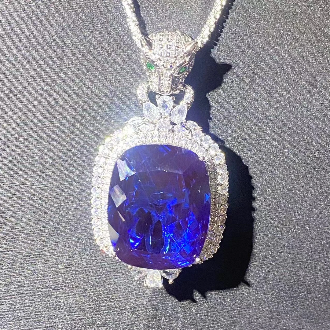 诺尔曼B103--典藏轻奢-重工豪华吊坠