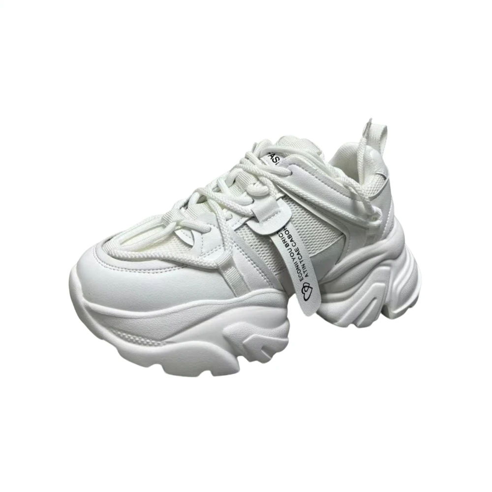 5769-1   23421真皮休闲运动鞋   百搭款 (标准尺码）