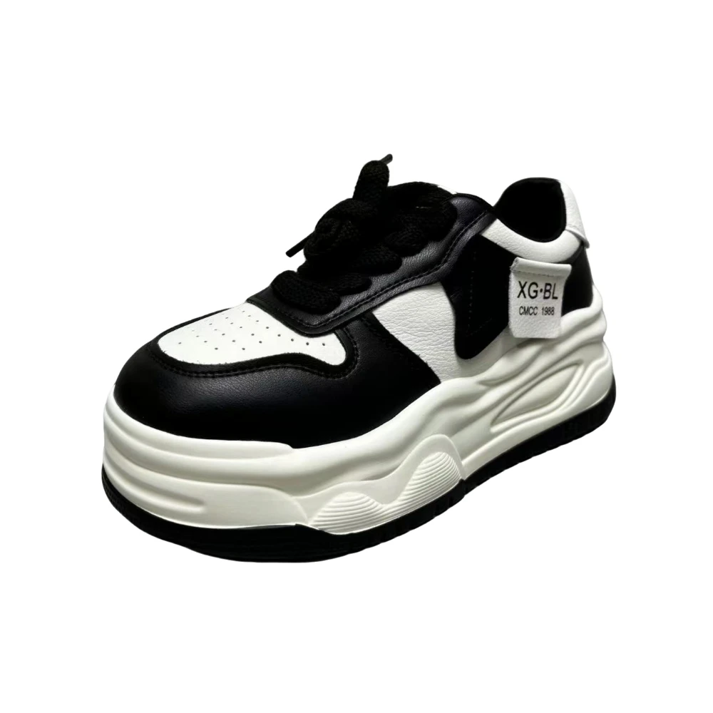 8263 10939真皮休闲运动鞋   百搭款 (标准尺码）(荣)