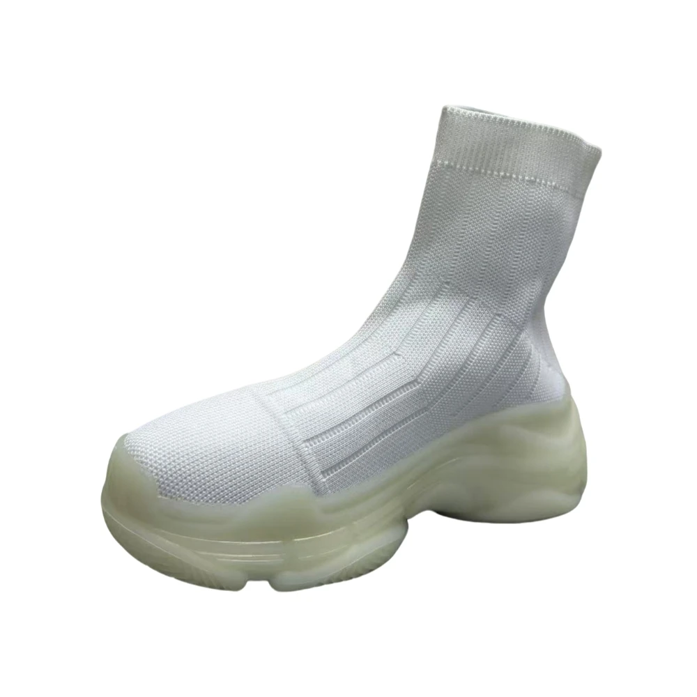 DA3326 10532休闲运动鞋   百搭款 (标准尺码）(荣)