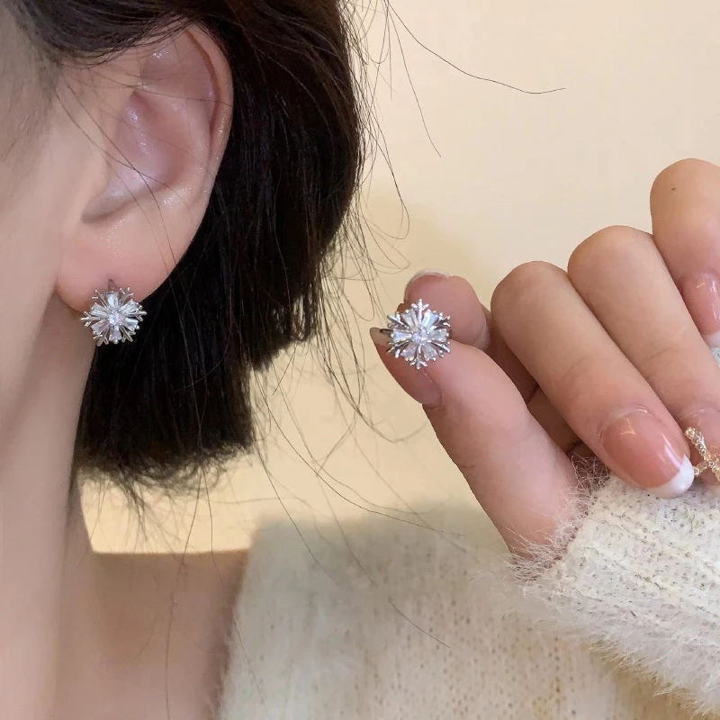 合金耳饰 【925银针】小众设计雪花耳扣女高级感小巧精致气质耳饰