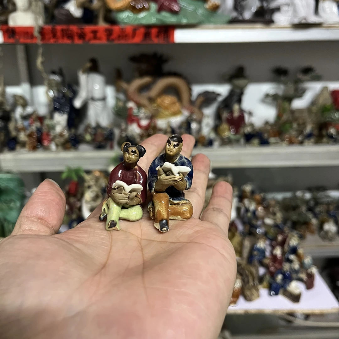 陶瓷一对坐看书摆件