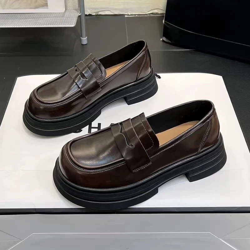 小皮鞋女2024春秋季新款英伦风粗跟乐福鞋圆头软底学院JK单鞋3003