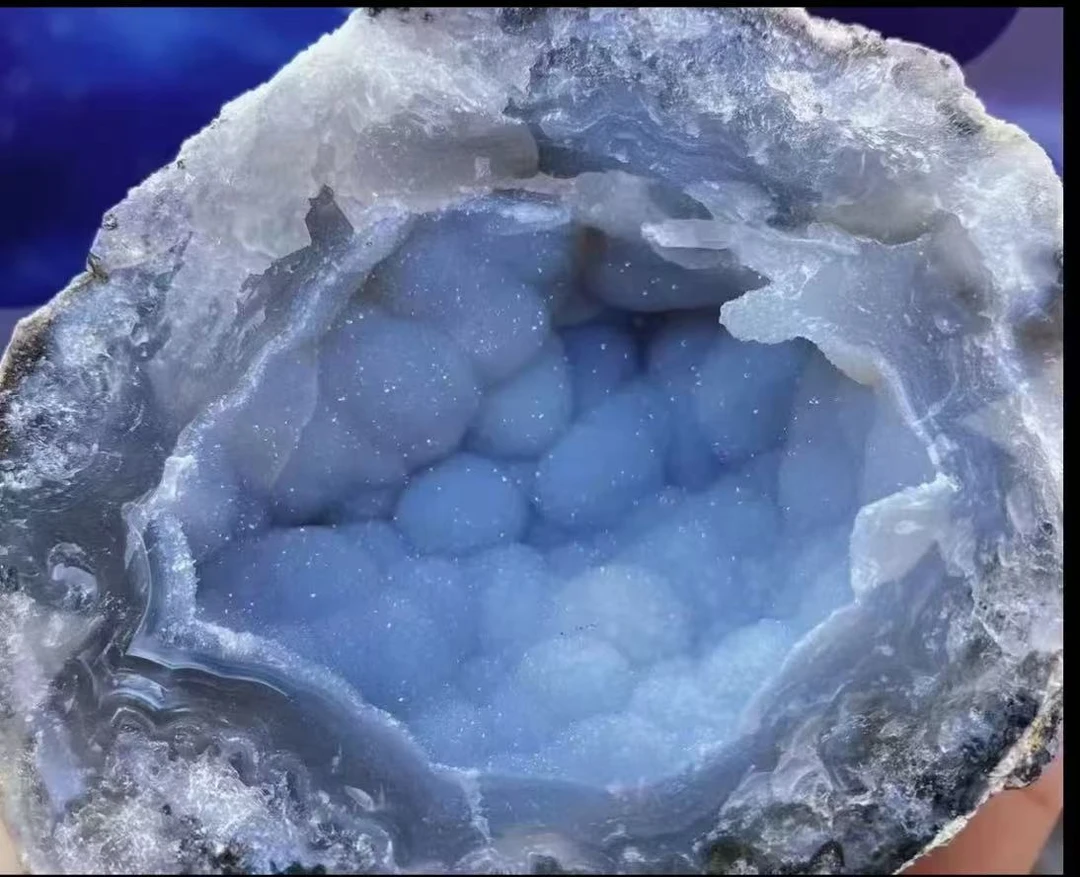 晶洞原石摆件播播间差价链接