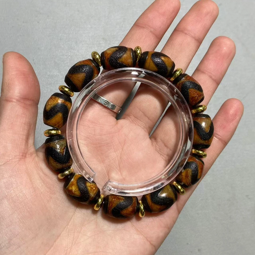 C453藏式玛瑙虎牙民族风单圈手串