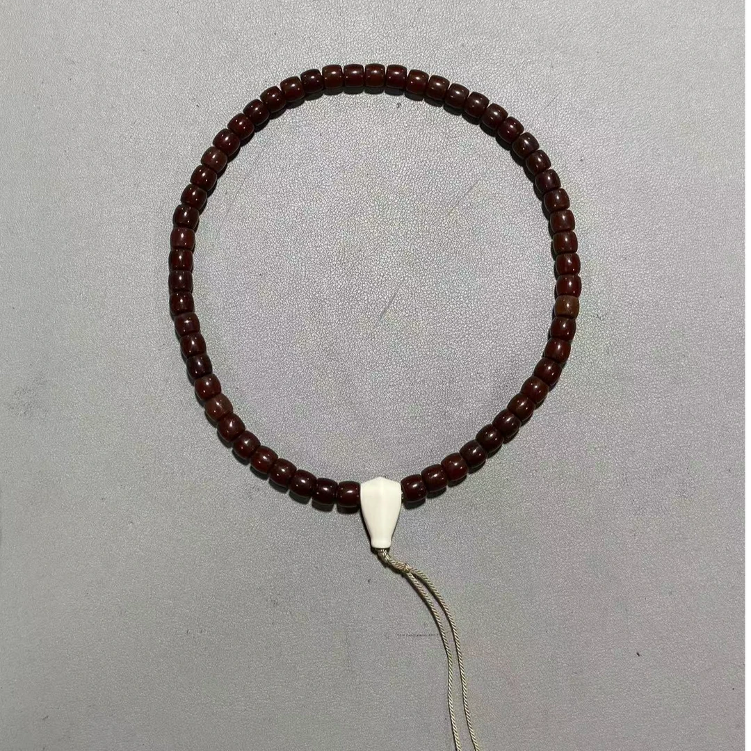 P597朱供菩提卡0.9直切多圈手串