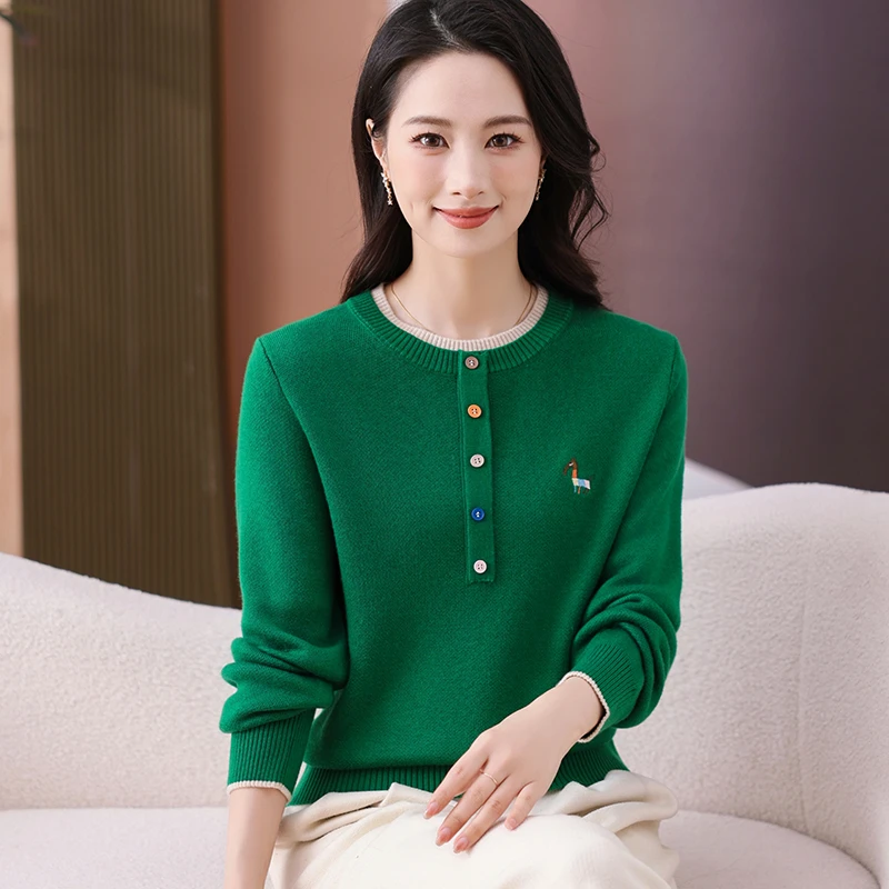 允山黛冬季新款长袖洋气针织打底衫时尚小马刺绣百搭小衫宽松女装