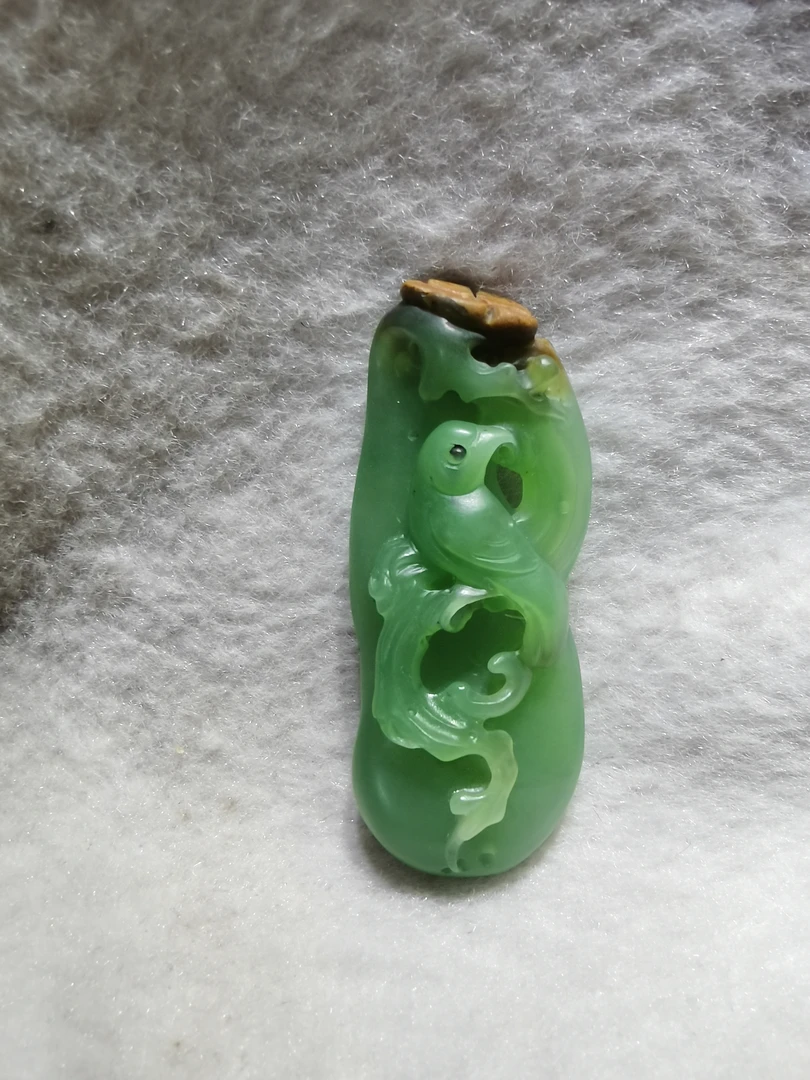 俄罗斯碧玉喜上眉梢