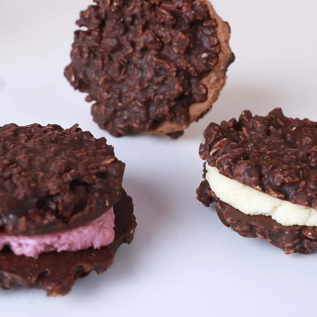 【直播价fu利】下播无谷物元塑C8MCT黑巧墩墩纯可可脆夹心甜品