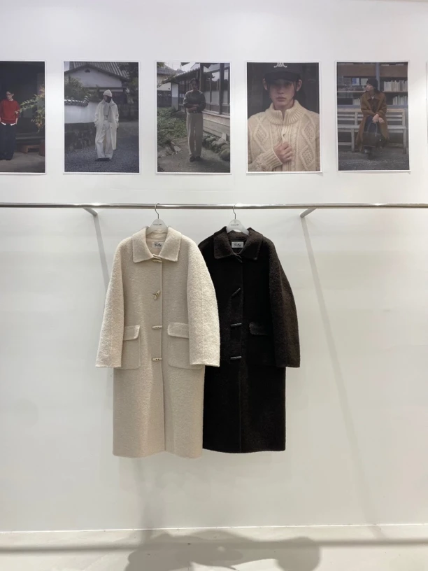 东大门 ga两色牛角扣大衣（不支持退货）