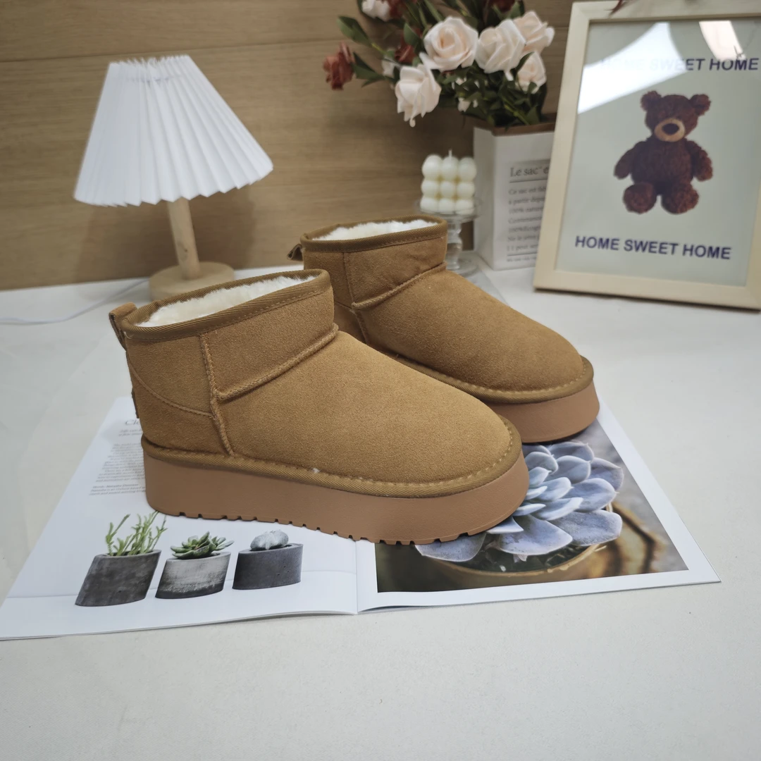 冬季新款厚绒时尚保暖靴子百搭女款厚底短筒雪地靴 X 检 88-6