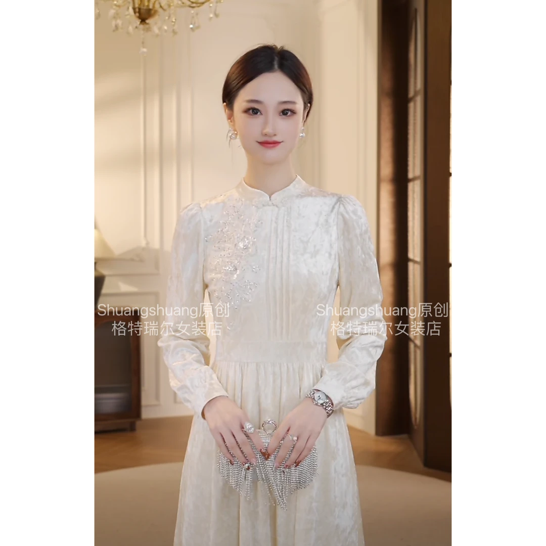 【GERT COREL/格特瑞尔】岁暮天寒刺绣显瘦连衣裙CC244L1057双双