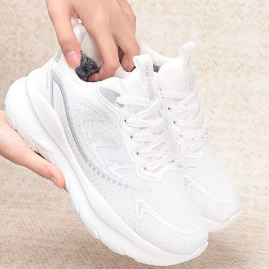 情侣款加棉时尚震动沸腾鞋1.16