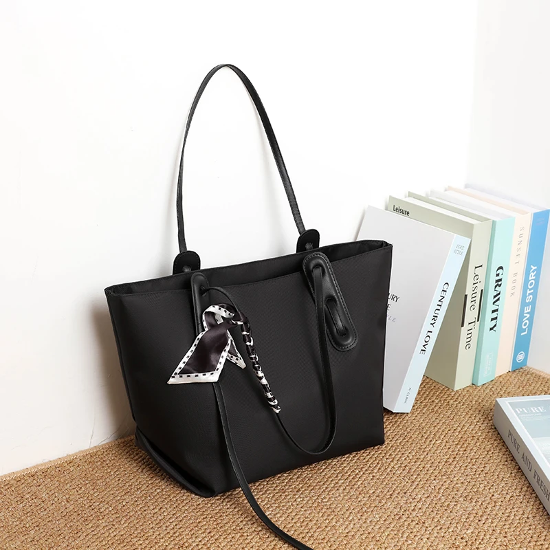 休闲大包包女2025新款大容量牛津布托特包时尚单肩包上班通勤大包