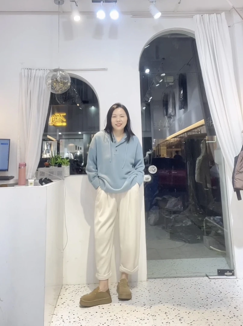 欧货不会起球山羊绒慵懒风宽松大版上衣63070