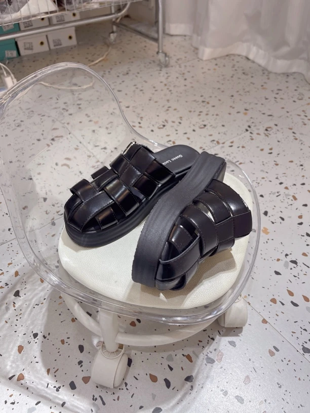 百搭网格半拖凉鞋四公分厚底