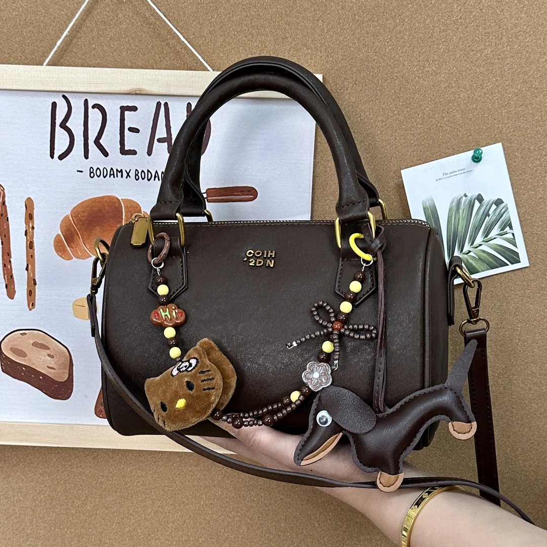 百搭雅丹美式复古大容量单肩斜挎包2024秋冬新款简约多背通勤包女