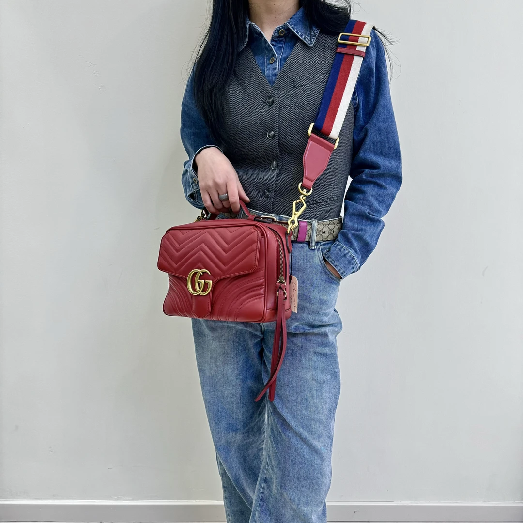 95新 GUCCI/古驰 马蒙 邮差包 红色/公价 17200